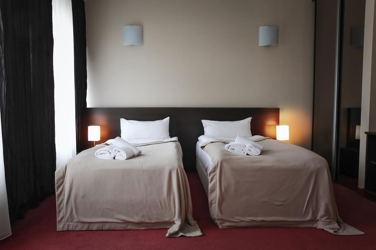 Hotel Palma Mazeikiai Ngoại thất bức ảnh