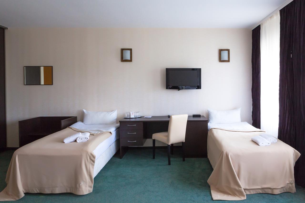 Hotel Palma Mazeikiai Ngoại thất bức ảnh