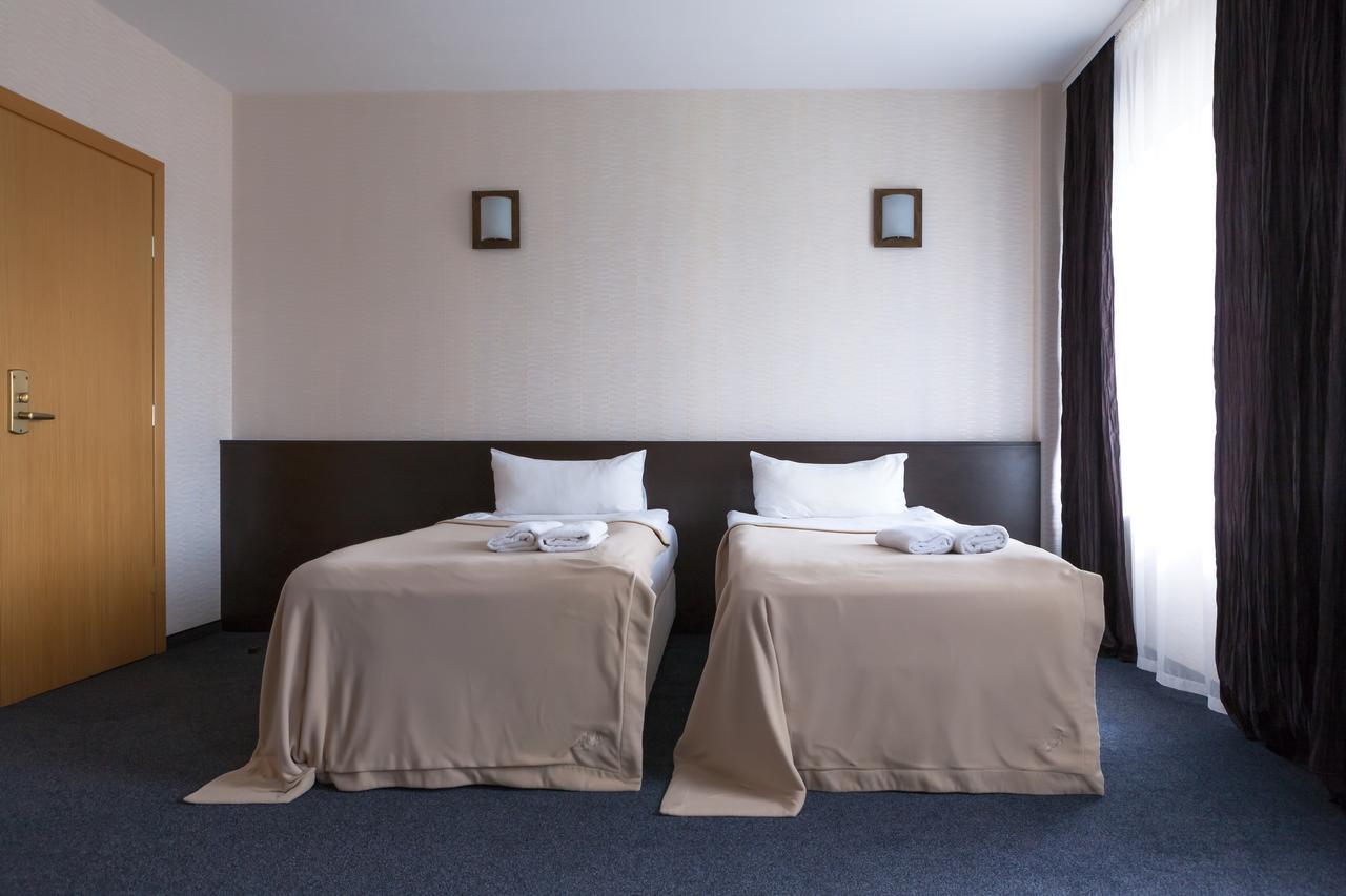 Hotel Palma Mazeikiai Ngoại thất bức ảnh